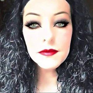 Meet your Posher, Misty